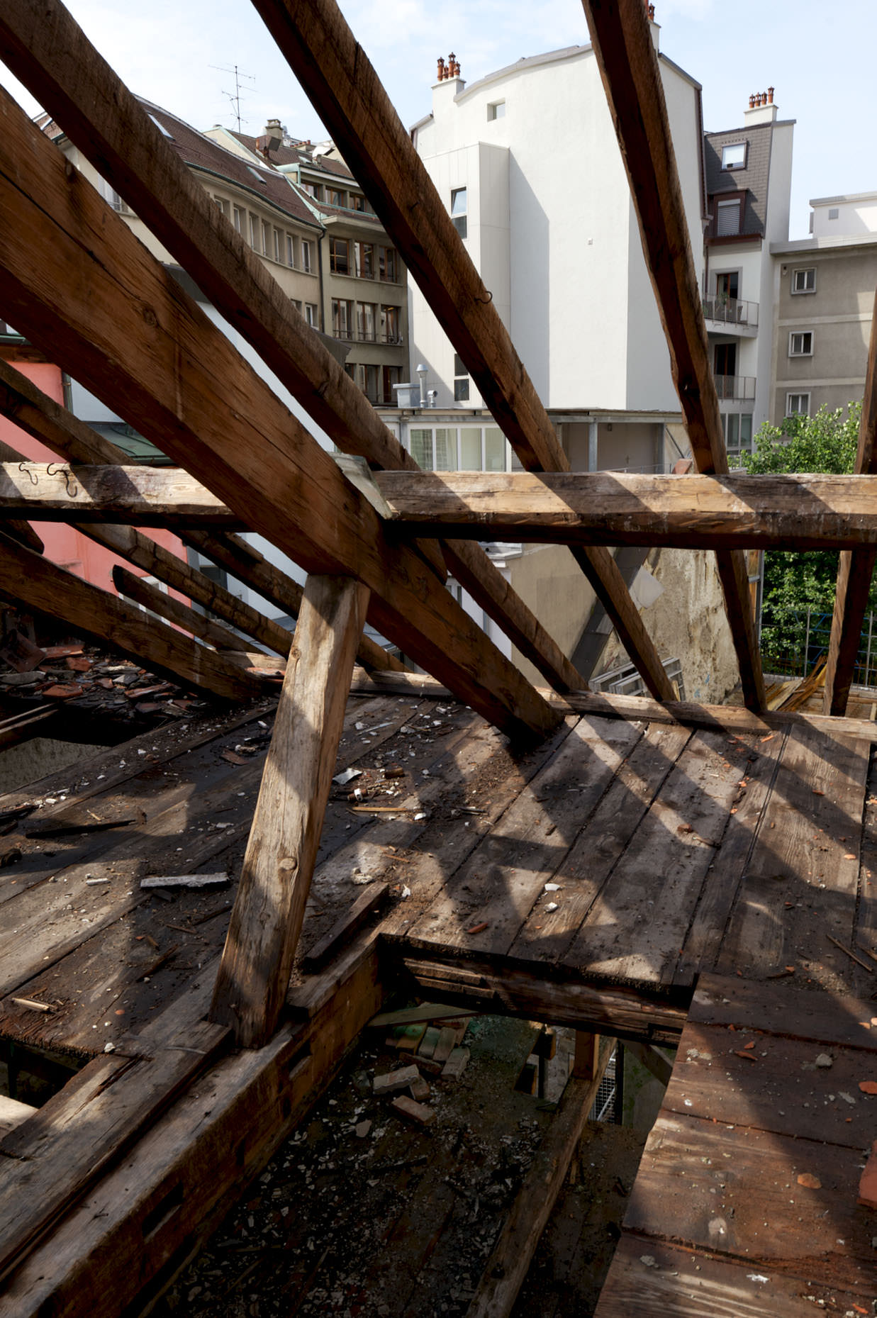 E10303  |  MplusV  |  Chantier Rue St. Francois, Lausanne